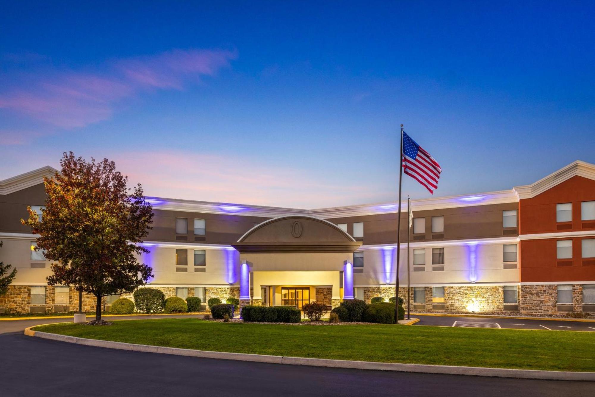 Holiday Inn Express Harrisburg I-81 - Hershey By Ihg Manadahill Kültér fotó